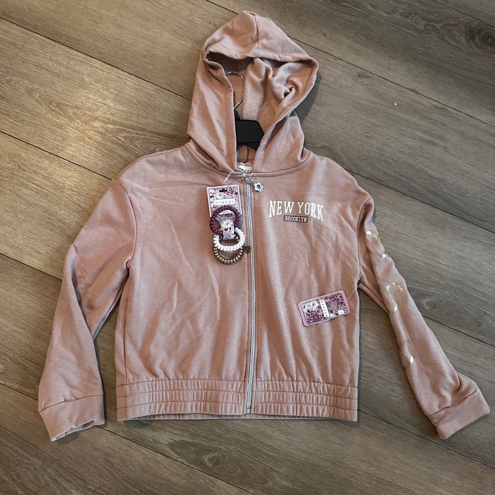 Btween Girls New York Brooklyn Zip Up Hoodie with Bracelets Siroc Mauve Size 12